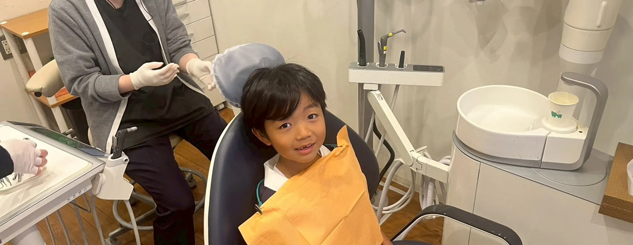 治療がどうしてもできないお子さまに無理な治療はせず、トレーニングから始めます